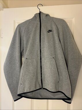 Nike Light Gray Full-Zip Tech Fleece Hoodie